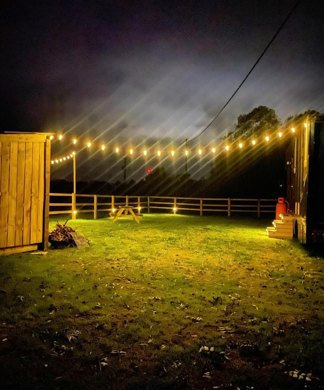 North Yorkshire Horse Box Hotel Екстериор снимка